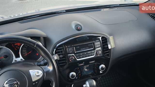 Сірий Ніссан Жук, об'ємом двигуна 1.6 л та пробігом 69 тис. км за 14000 $, фото 10 на Automoto.ua