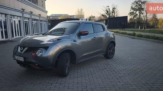 Сірий Ніссан Жук, об'ємом двигуна 1.6 л та пробігом 69 тис. км за 14000 $, фото 4 на Automoto.ua