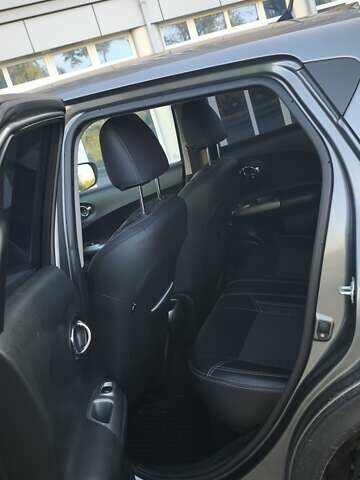 Сірий Ніссан Жук, об'ємом двигуна 1.6 л та пробігом 69 тис. км за 14000 $, фото 11 на Automoto.ua