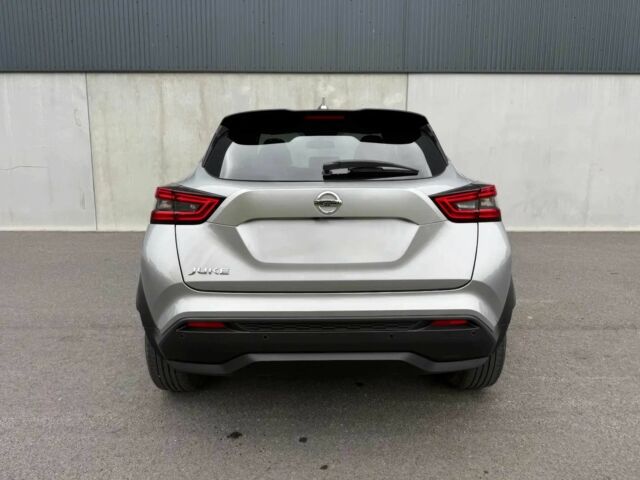 Серый Ниссан Жук, объемом двигателя 1 л и пробегом 35 тыс. км за 14000 $, фото 4 на Automoto.ua