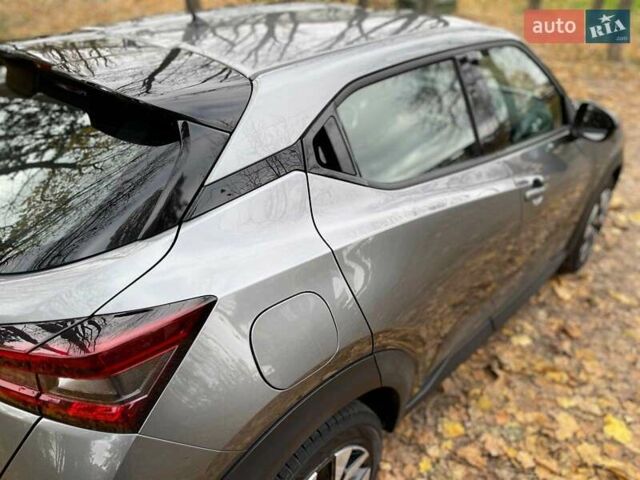 Сірий Ніссан Жук, об'ємом двигуна 1 л та пробігом 19 тис. км за 20490 $, фото 23 на Automoto.ua