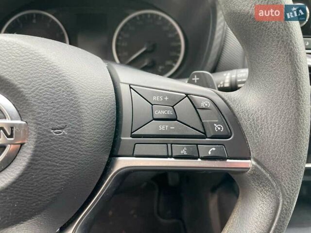 Сірий Ніссан Жук, об'ємом двигуна 1 л та пробігом 19 тис. км за 20490 $, фото 37 на Automoto.ua