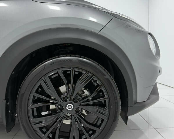 Серый Ниссан Жук, объемом двигателя 1 л и пробегом 20 тыс. км за 23000 $, фото 5 на Automoto.ua