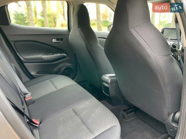 Сірий Ніссан Жук, об'ємом двигуна 1 л та пробігом 19 тис. км за 20490 $, фото 45 на Automoto.ua