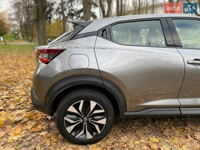 Сірий Ніссан Жук, об'ємом двигуна 1 л та пробігом 19 тис. км за 20490 $, фото 11 на Automoto.ua