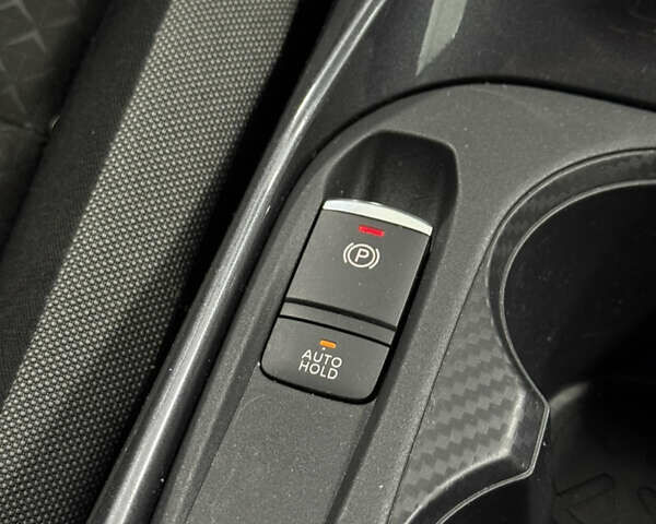 Серый Ниссан Жук, объемом двигателя 1 л и пробегом 20 тыс. км за 23000 $, фото 13 на Automoto.ua