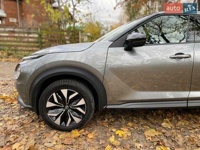 Сірий Ніссан Жук, об'ємом двигуна 1 л та пробігом 19 тис. км за 20490 $, фото 20 на Automoto.ua