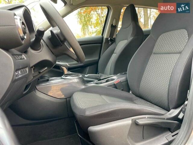 Сірий Ніссан Жук, об'ємом двигуна 1 л та пробігом 19 тис. км за 20490 $, фото 33 на Automoto.ua