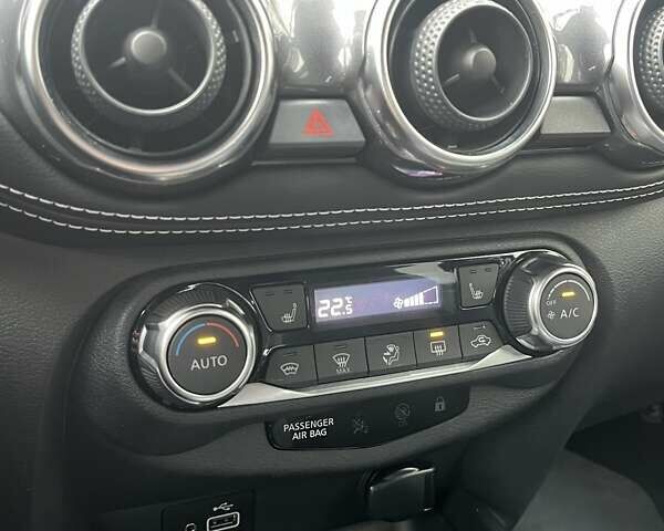 Серый Ниссан Жук, объемом двигателя 1 л и пробегом 16 тыс. км за 21062 $, фото 24 на Automoto.ua