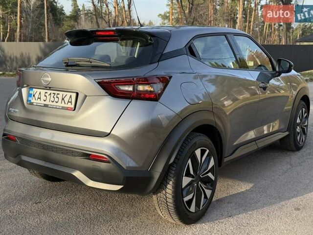 Серый Ниссан Жук, объемом двигателя 1 л и пробегом 35 тыс. км за 19900 $, фото 7 на Automoto.ua