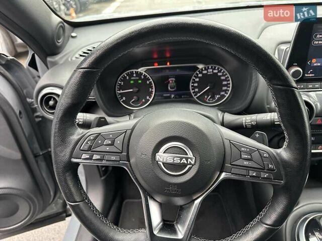 Серый Ниссан Жук, объемом двигателя 1 л и пробегом 24 тыс. км за 23000 $, фото 7 на Automoto.ua