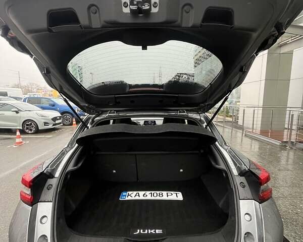 Серый Ниссан Жук, объемом двигателя 1 л и пробегом 16 тыс. км за 21062 $, фото 10 на Automoto.ua