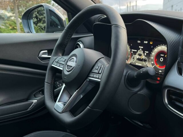 Серый Ниссан Жук, объемом двигателя 1 л и пробегом 1 тыс. км за 26074 $, фото 22 на Automoto.ua