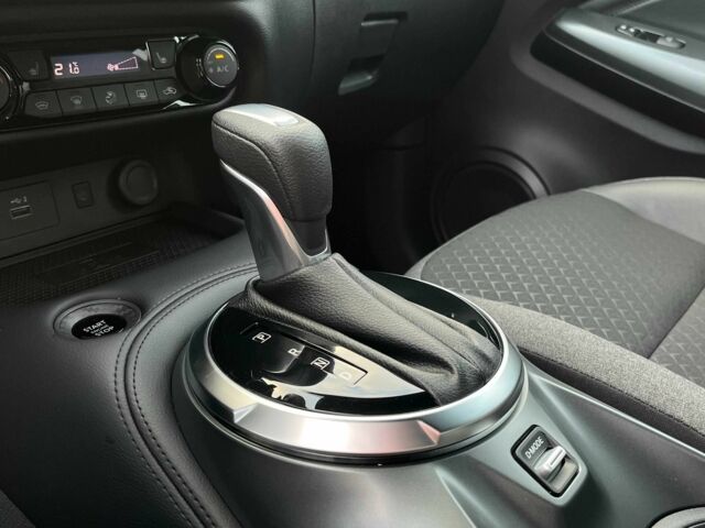 Серый Ниссан Жук, объемом двигателя 1 л и пробегом 1 тыс. км за 26074 $, фото 12 на Automoto.ua