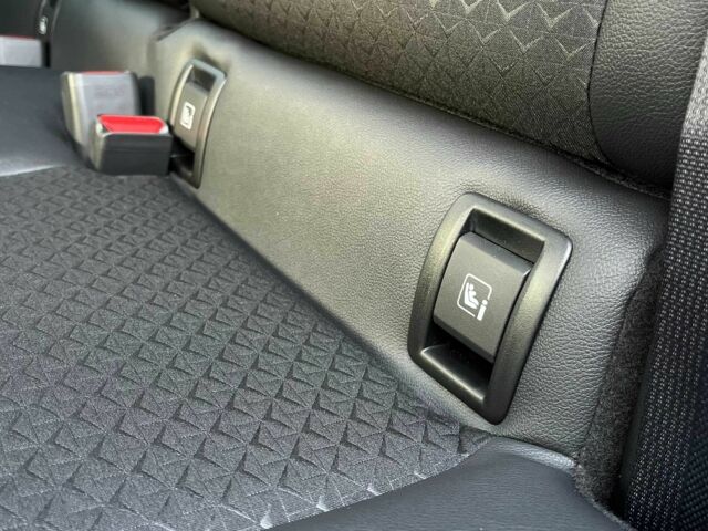 Серый Ниссан Жук, объемом двигателя 1 л и пробегом 1 тыс. км за 26074 $, фото 15 на Automoto.ua