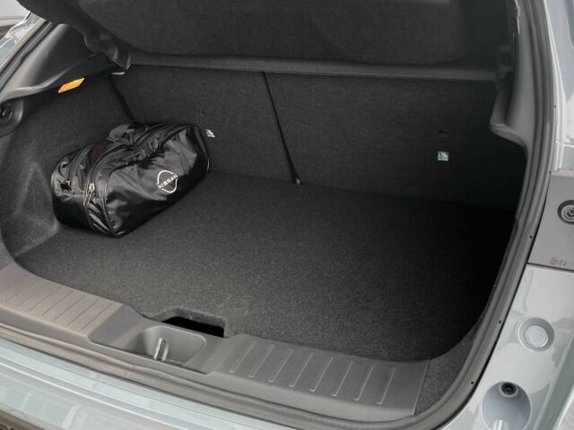 Серый Ниссан Жук, объемом двигателя 1 л и пробегом 1 тыс. км за 27128 $, фото 16 на Automoto.ua