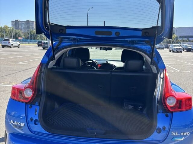 Синий Ниссан Жук, объемом двигателя 1.6 л и пробегом 156 тыс. км за 10300 $, фото 6 на Automoto.ua