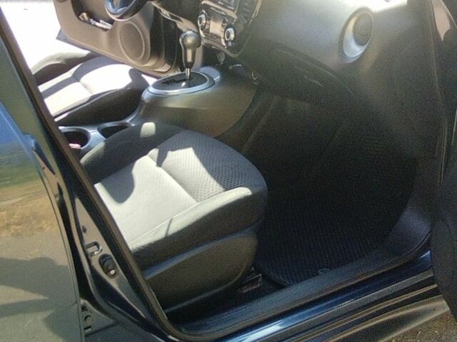 Синий Ниссан Жук, объемом двигателя 1.6 л и пробегом 204 тыс. км за 8800 $, фото 3 на Automoto.ua