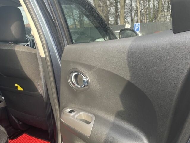 Синий Ниссан Жук, объемом двигателя 1.6 л и пробегом 132 тыс. км за 9800 $, фото 11 на Automoto.ua