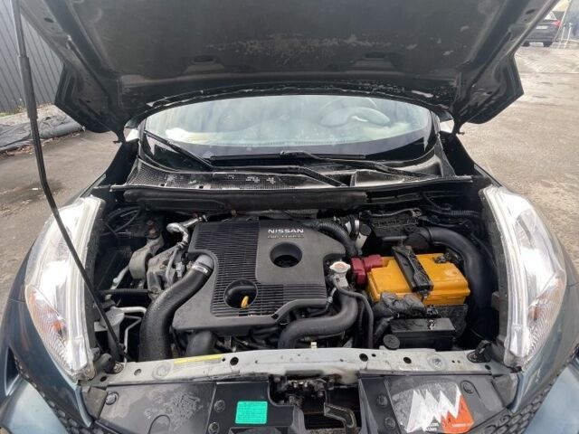 Синий Ниссан Жук, объемом двигателя 1.6 л и пробегом 132 тыс. км за 9800 $, фото 10 на Automoto.ua