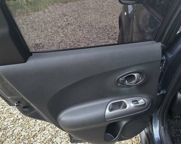 Синий Ниссан Жук, объемом двигателя 1.6 л и пробегом 120 тыс. км за 8000 $, фото 17 на Automoto.ua