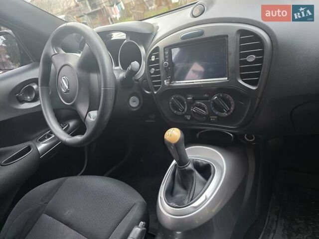 Синий Ниссан Жук, объемом двигателя 1.6 л и пробегом 120 тыс. км за 8000 $, фото 11 на Automoto.ua