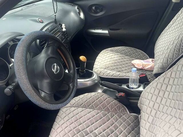 Синій Ніссан Жук, об'ємом двигуна 1.6 л та пробігом 170 тис. км за 8500 $, фото 2 на Automoto.ua