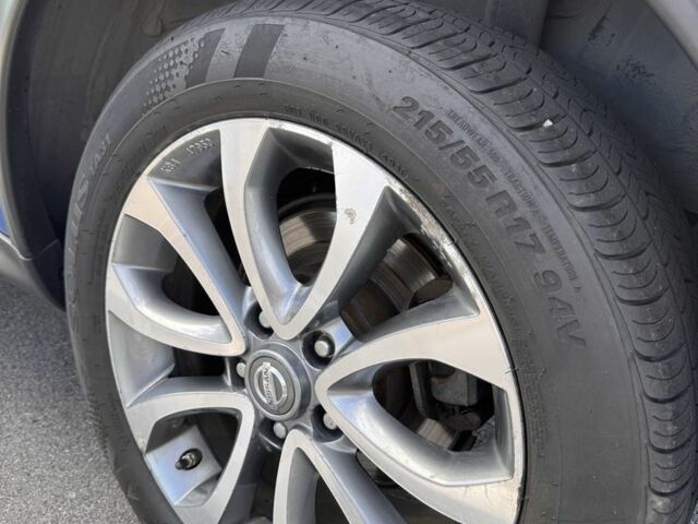 Ниссан Жук 2012 в Днепре (Днепропетровске) на Automoto.ua Синий Ниссан Жук, объемом двигателя 1.6 л и пробегом 130 тыс. км за 9200 $, фото 12 на Automoto.ua