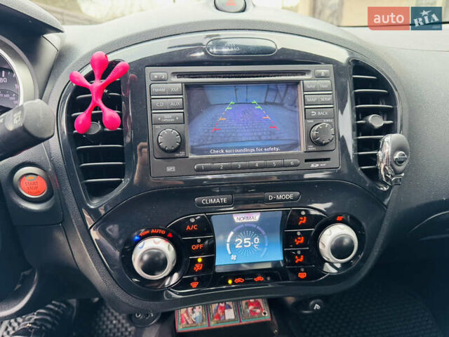 Синий Ниссан Жук, объемом двигателя 1.62 л и пробегом 99 тыс. км за 10800 $, фото 6 на Automoto.ua