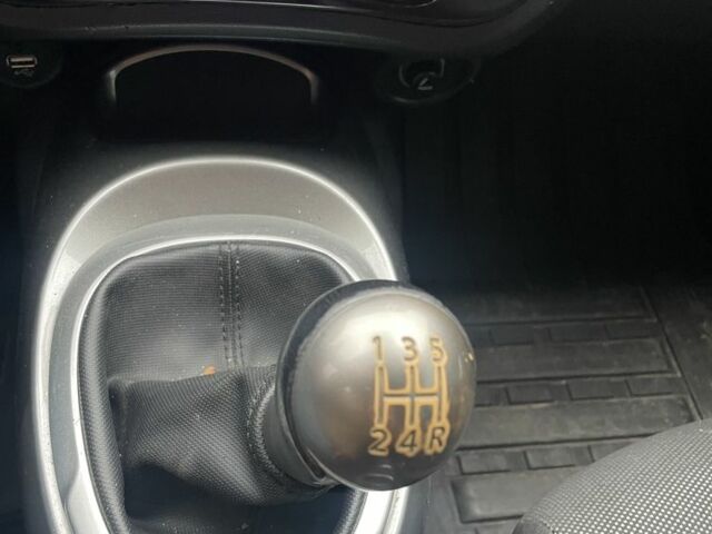 Синий Ниссан Жук, объемом двигателя 1.6 л и пробегом 65 тыс. км за 6250 $, фото 8 на Automoto.ua