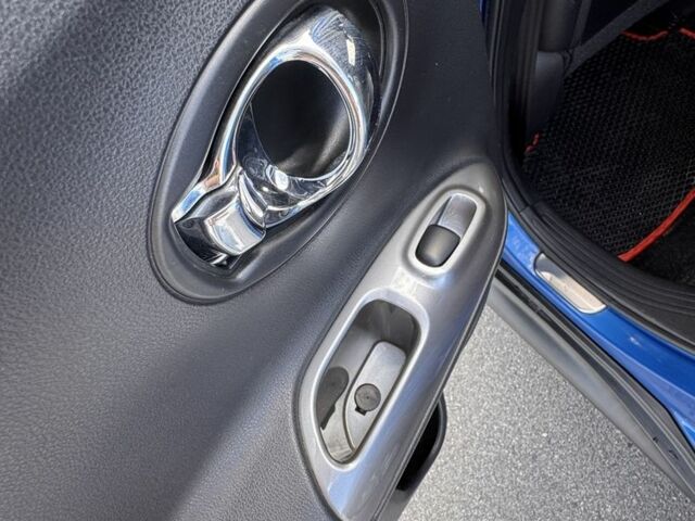 Ниссан Жук 2012 в Днепре (Днепропетровске) на Automoto.ua Синий Ниссан Жук, объемом двигателя 1.6 л и пробегом 130 тыс. км за 9200 $, фото 21 на Automoto.ua