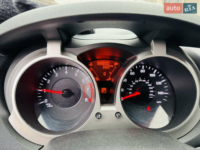 Синий Ниссан Жук, объемом двигателя 1.62 л и пробегом 99 тыс. км за 10800 $, фото 5 на Automoto.ua