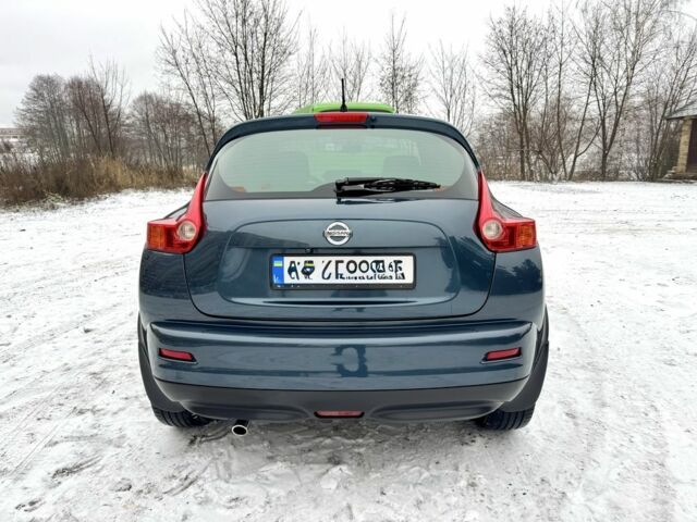 Синий Ниссан Жук, объемом двигателя 1.6 л и пробегом 125 тыс. км за 11490 $, фото 3 на Automoto.ua