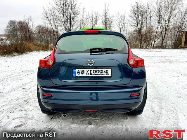 Синий Ниссан Жук, объемом двигателя 1.6 л и пробегом 125 тыс. км за 11490 $, фото 3 на Automoto.ua