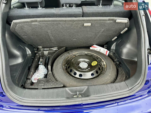 Синий Ниссан Жук, объемом двигателя 1.62 л и пробегом 153 тыс. км за 13700 $, фото 48 на Automoto.ua