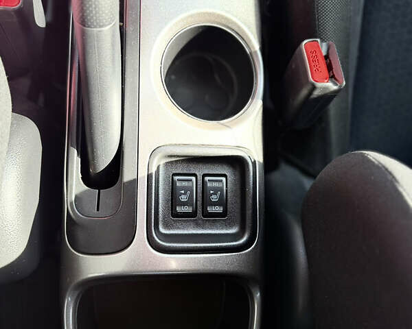 Синий Ниссан Жук, объемом двигателя 1.62 л и пробегом 98 тыс. км за 12000 $, фото 9 на Automoto.ua