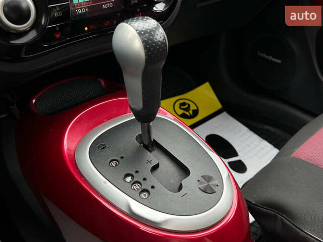 Синій Ніссан Жук, об'ємом двигуна 1.62 л та пробігом 174 тис. км за 12300 $, фото 17 на Automoto.ua