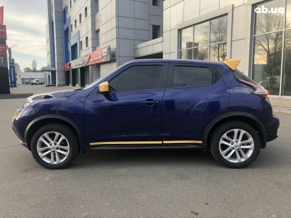 Синій Ніссан Жук, об'ємом двигуна 1.6 л та пробігом 65 тис. км за 14555 $, фото 6 на Automoto.ua