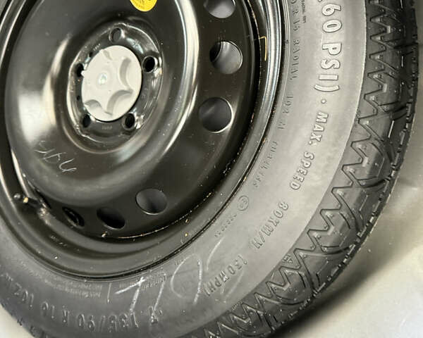 Синий Ниссан Жук, объемом двигателя 1.6 л и пробегом 89 тыс. км за 11999 $, фото 41 на Automoto.ua