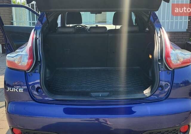 Синий Ниссан Жук, объемом двигателя 1.6 л и пробегом 80 тыс. км за 16000 $, фото 1 на Automoto.ua