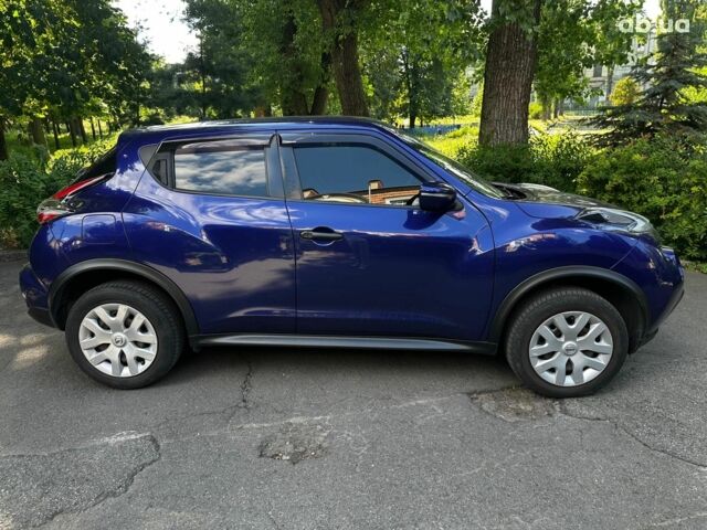 Синий Ниссан Жук, объемом двигателя 1.6 л и пробегом 177 тыс. км за 12690 $, фото 3 на Automoto.ua