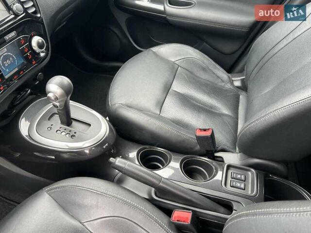 Синий Ниссан Жук, объемом двигателя 1.6 л и пробегом 107 тыс. км за 14700 $, фото 37 на Automoto.ua