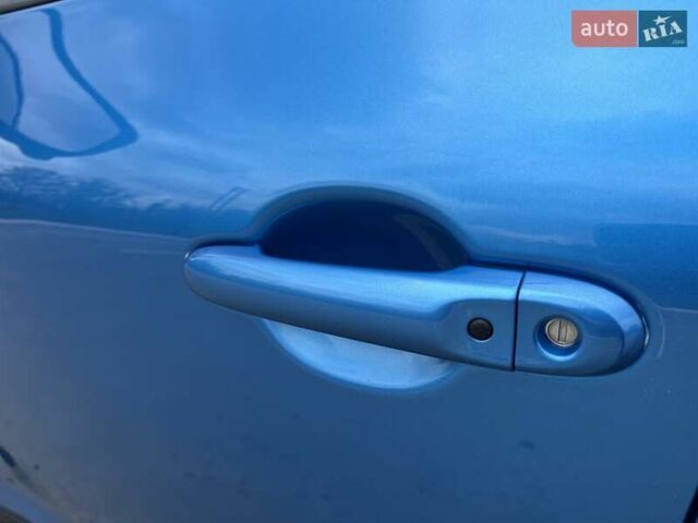 Синий Ниссан Жук, объемом двигателя 1.6 л и пробегом 107 тыс. км за 14700 $, фото 22 на Automoto.ua