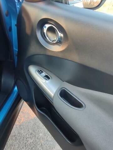 Синий Ниссан Жук, объемом двигателя 1.6 л и пробегом 99 тыс. км за 15000 $, фото 9 на Automoto.ua