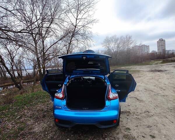 Синий Ниссан Жук, объемом двигателя 1.6 л и пробегом 105 тыс. км за 15550 $, фото 1 на Automoto.ua