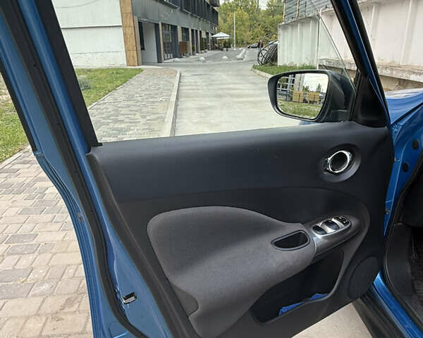 Синий Ниссан Жук, объемом двигателя 1.6 л и пробегом 52 тыс. км за 14200 $, фото 9 на Automoto.ua
