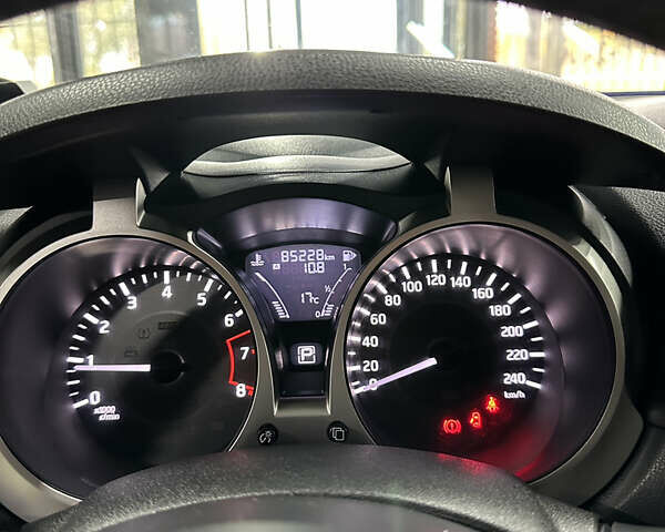 Синий Ниссан Жук, объемом двигателя 1.6 л и пробегом 85 тыс. км за 13999 $, фото 11 на Automoto.ua