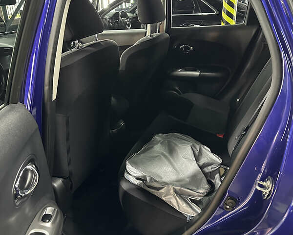 Синий Ниссан Жук, объемом двигателя 1.6 л и пробегом 85 тыс. км за 13999 $, фото 7 на Automoto.ua