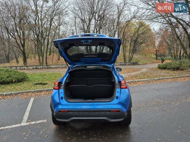 Синий Ниссан Жук, объемом двигателя 1 л и пробегом 37 тыс. км за 20100 $, фото 9 на Automoto.ua