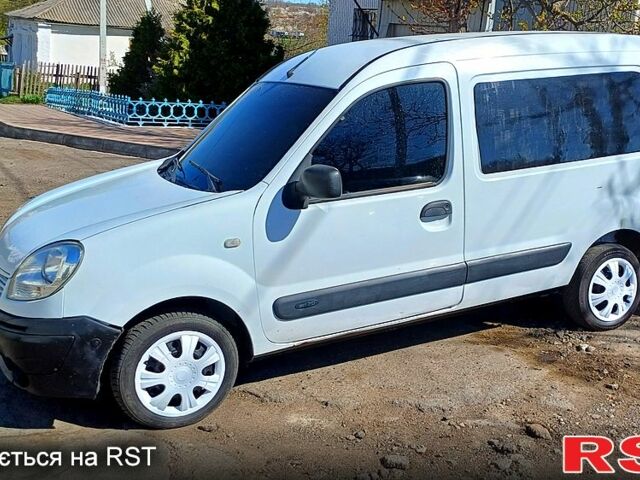 Белый Ниссан Кубистар, объемом двигателя 15 л и пробегом 45 тыс. км за 2999 $, фото 1 на Automoto.ua